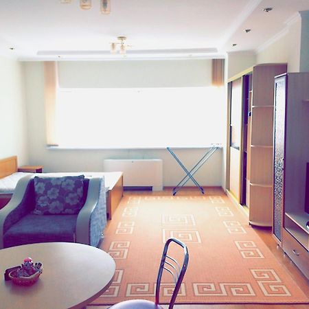 Amasing Apartment On Dostyk 5 Str Astana Exterior foto